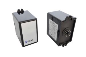 REGOLATORE DI LIVELLO ELETTRONICO RL40/3ES/11 100K 230V 9.1.15.20G